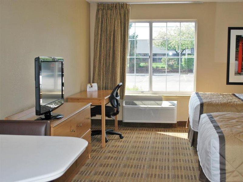 Beachwood Extended Suites Orange Esterno foto